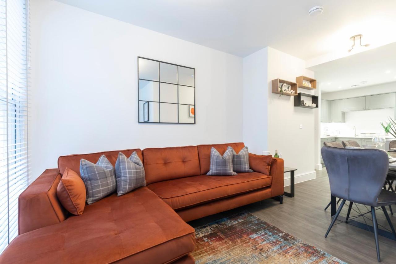 Elliot Oliver - Luxury 2 Bedroom Regency With Parking & Ev Charger Apartment *